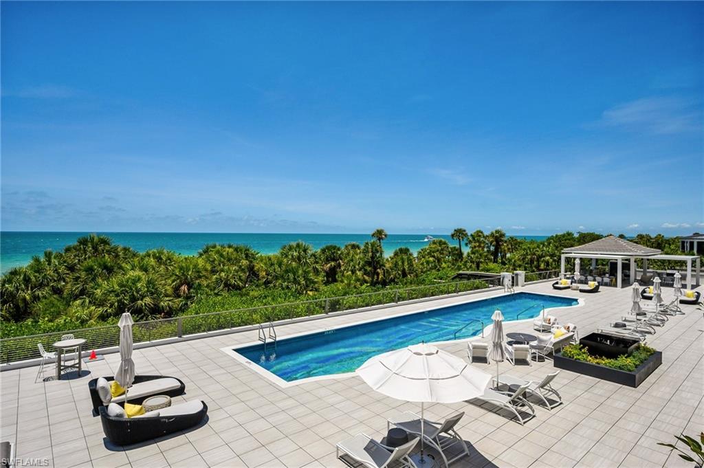 WINDSOR AT BAY COLONY - Residential