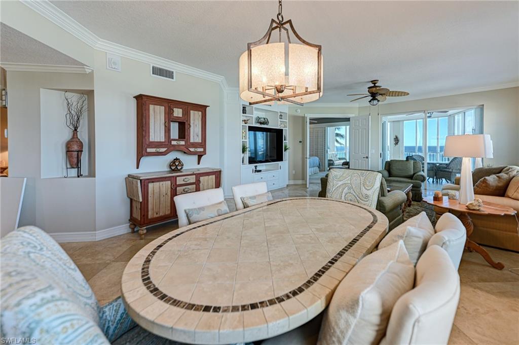 BAREFOOT BEACH CLUB - Residential