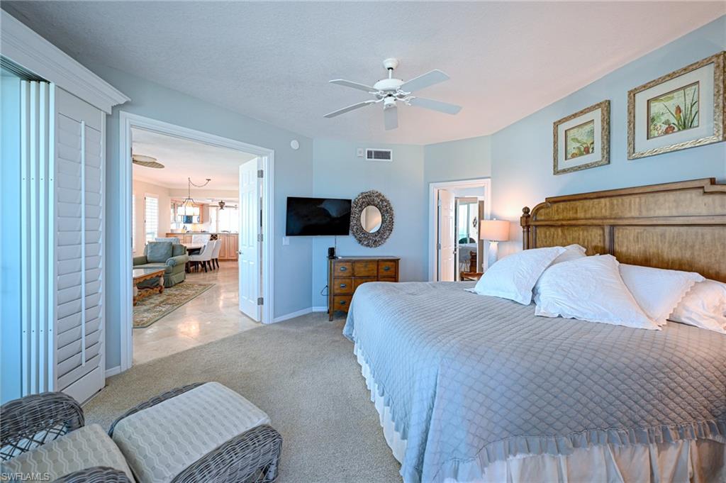 BAREFOOT BEACH CLUB - Residential