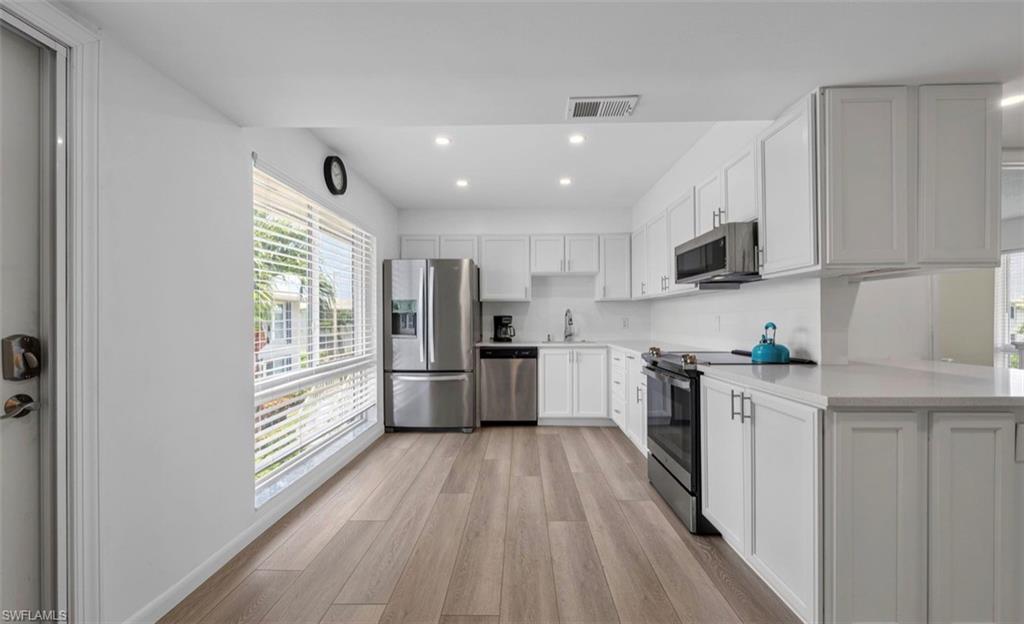 GLADES COUNTRY CLUB - Residential
