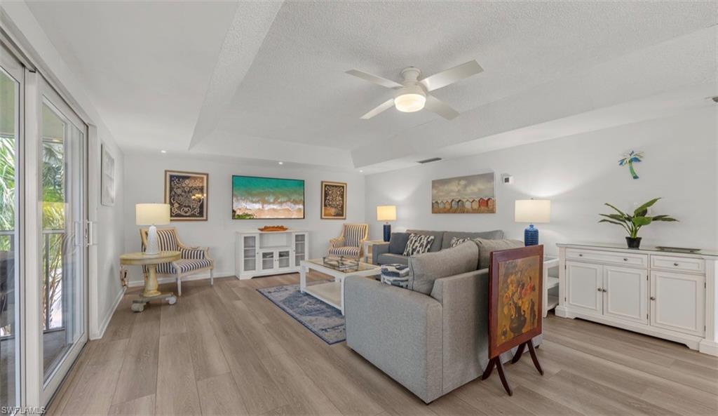 GLADES COUNTRY CLUB - Residential