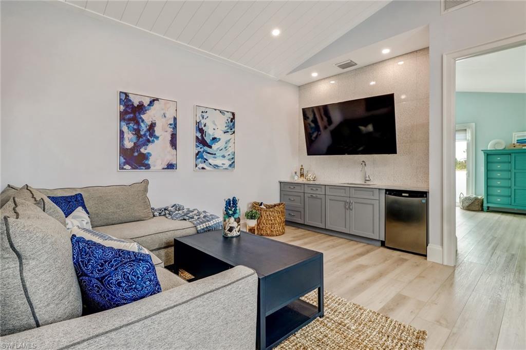 NORTHGATE VILLAGE - Residential Lease