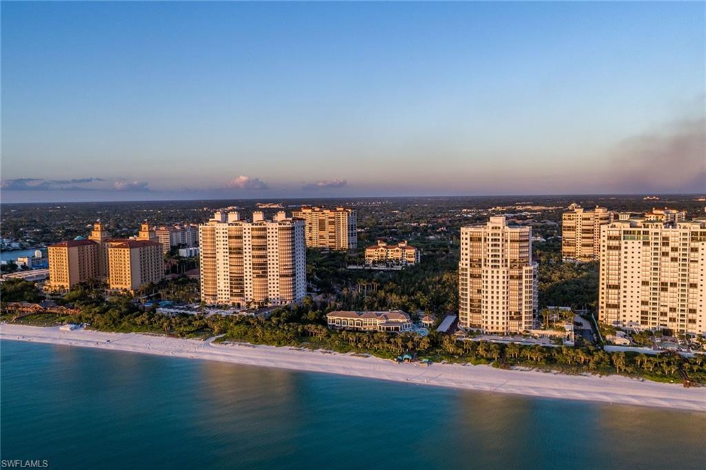 CARLYSLE AT BAY COLONY - Residential