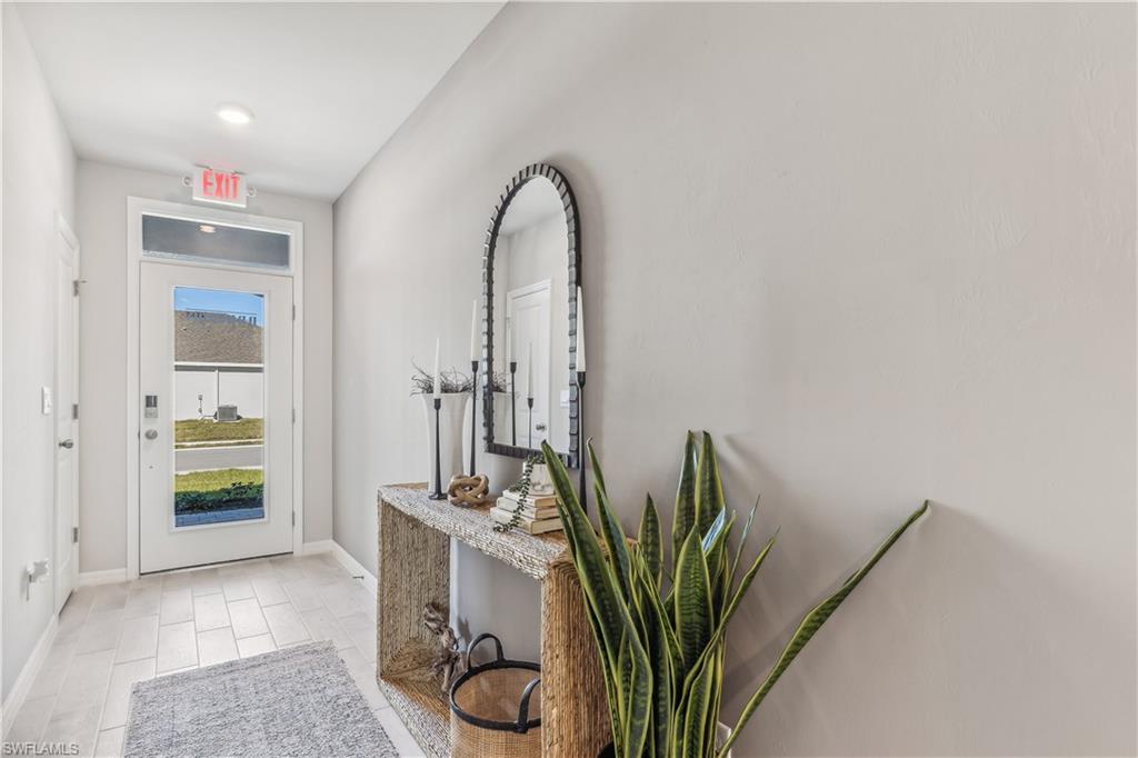 HEMINGWAY POINTE - Residential