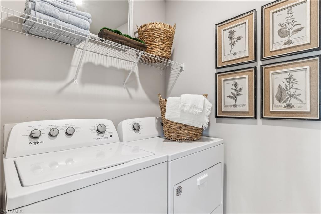 HEMINGWAY POINTE - Residential