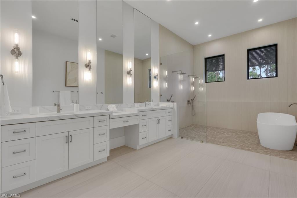 LOGAN WOODS - Residential
