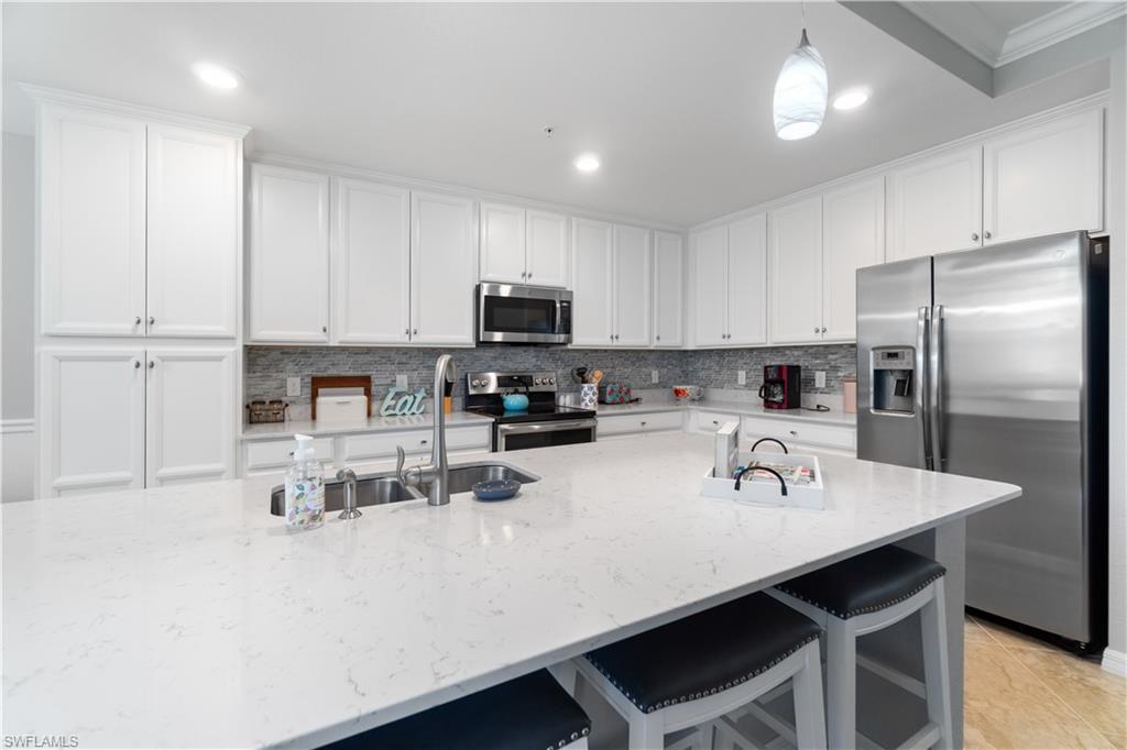 TREVI - Residential Lease