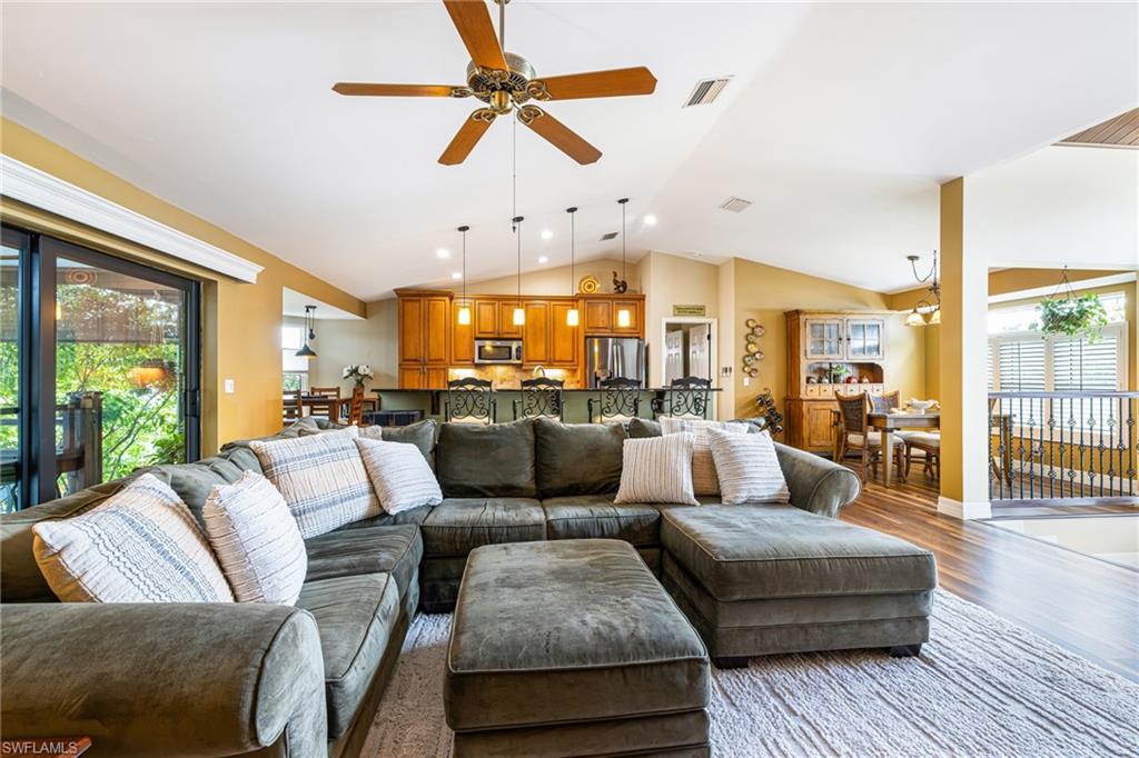 ISLAND PARK WOODLANDS - Residential