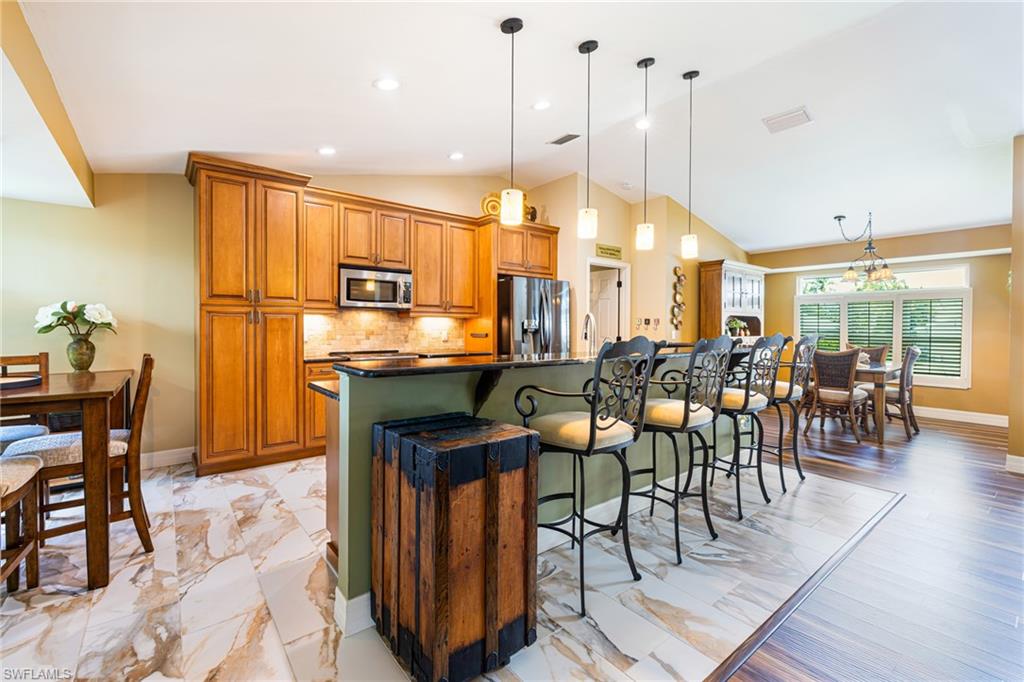 ISLAND PARK WOODLANDS - Residential