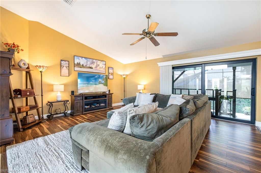 ISLAND PARK WOODLANDS - Residential