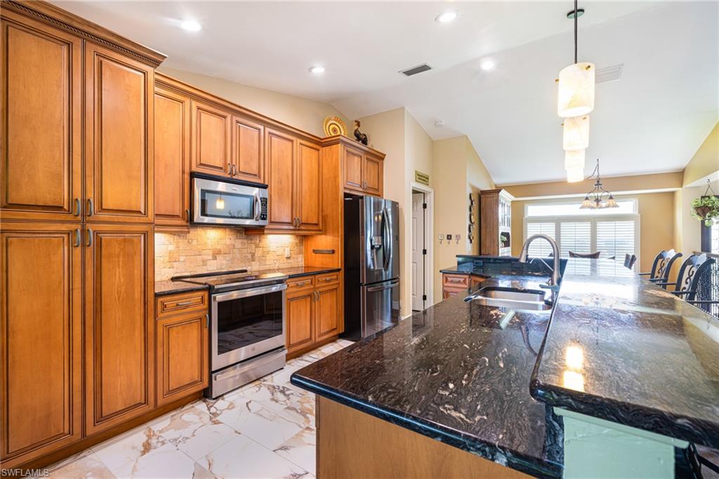ISLAND PARK WOODLANDS - Residential
