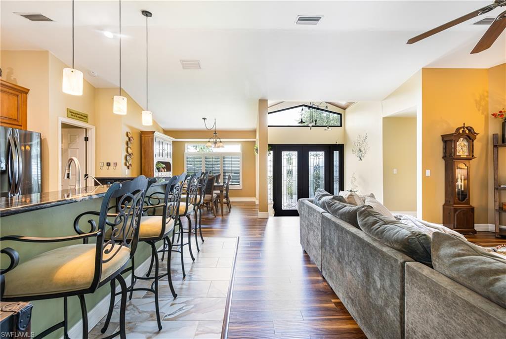 ISLAND PARK WOODLANDS - Residential