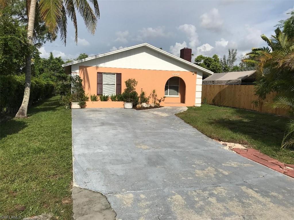 NAPLES MANOR - Residential