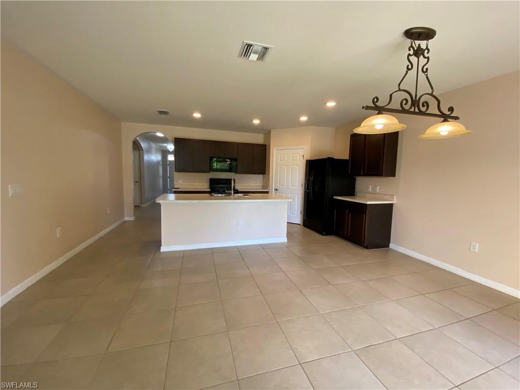 ENTRADA - Residential Lease