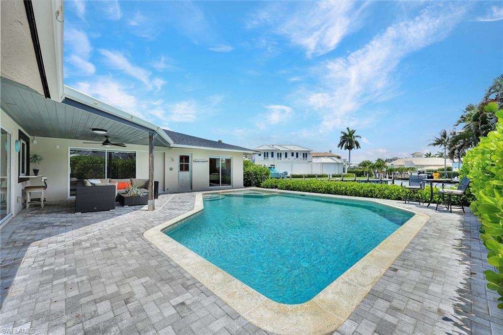 ROYAL HARBOR - Residential