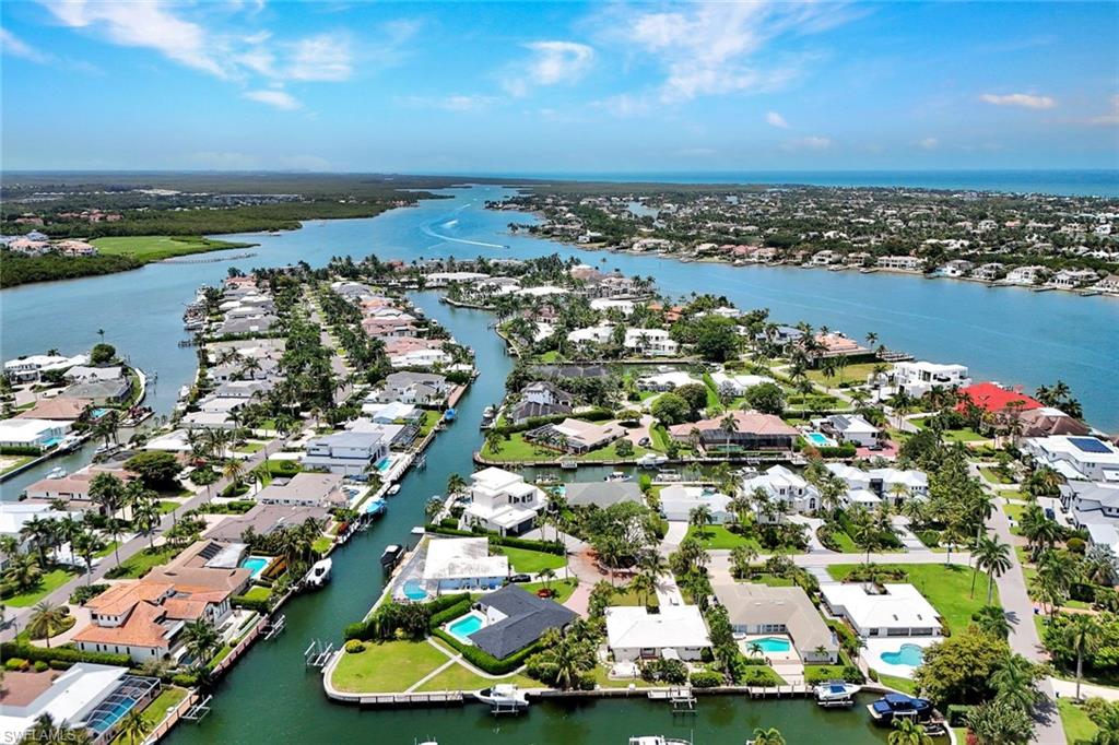 ROYAL HARBOR - Residential
