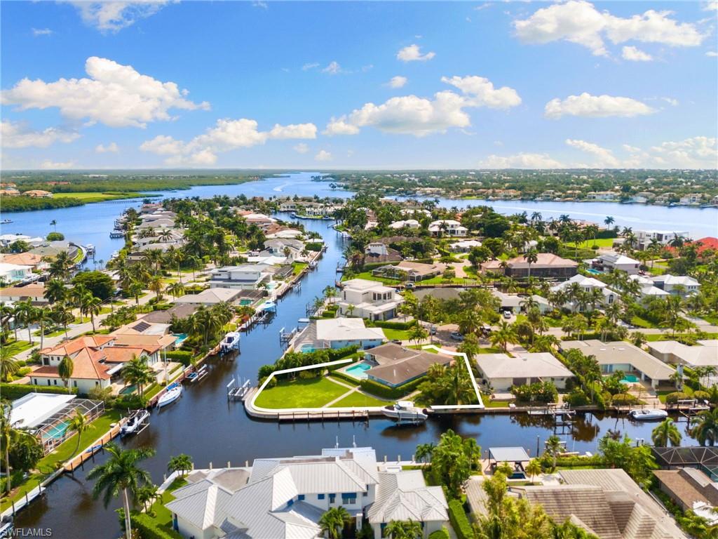 ROYAL HARBOR - Residential