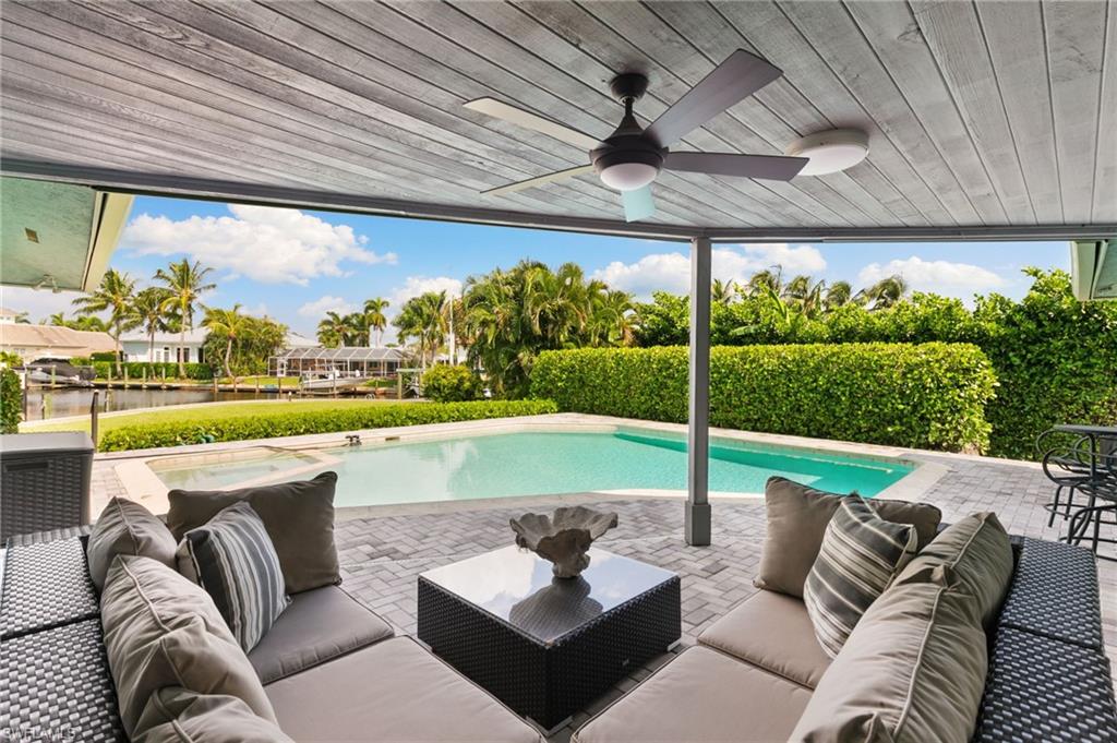ROYAL HARBOR - Residential