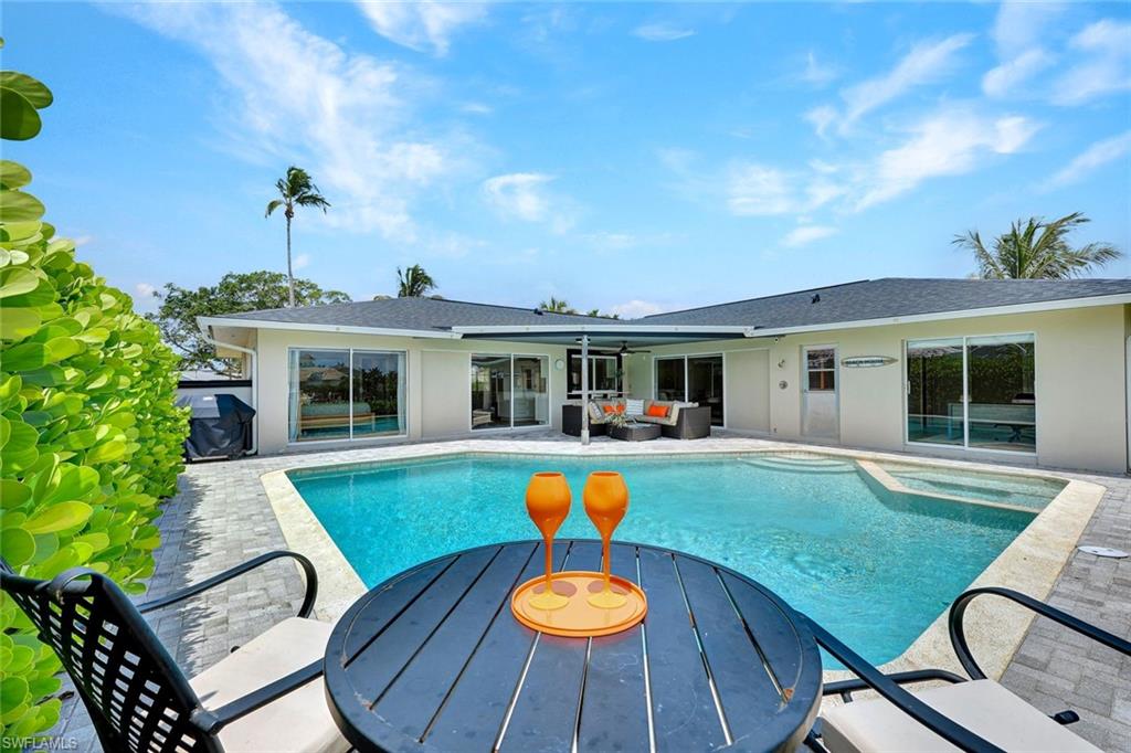 ROYAL HARBOR - Residential
