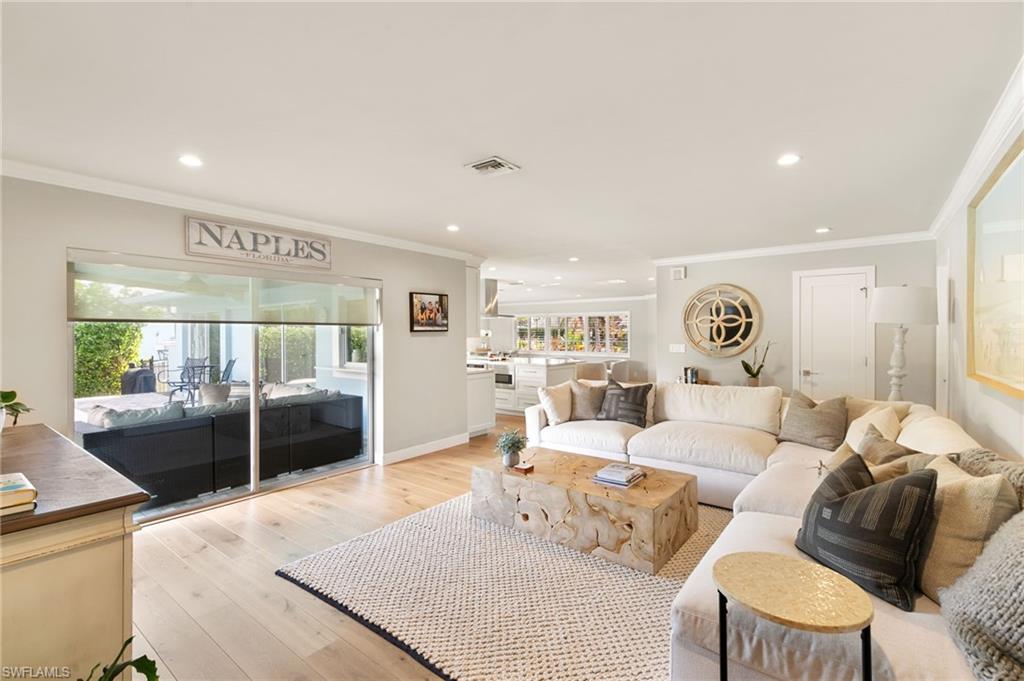 ROYAL HARBOR - Residential
