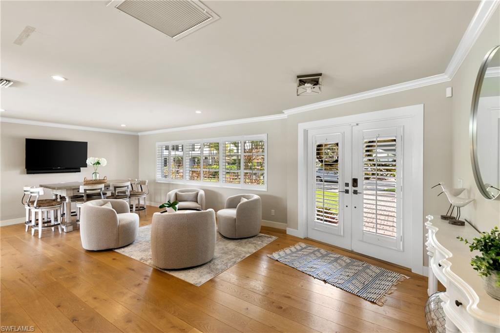 ROYAL HARBOR - Residential