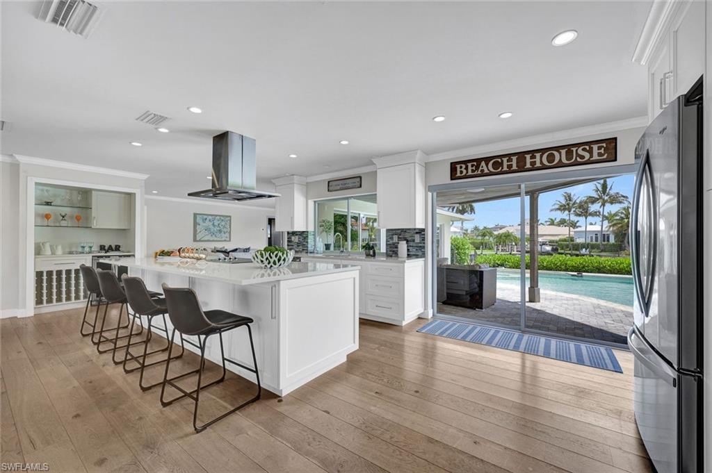 ROYAL HARBOR - Residential
