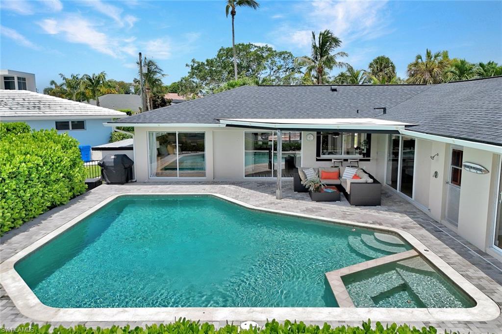 ROYAL HARBOR - Residential