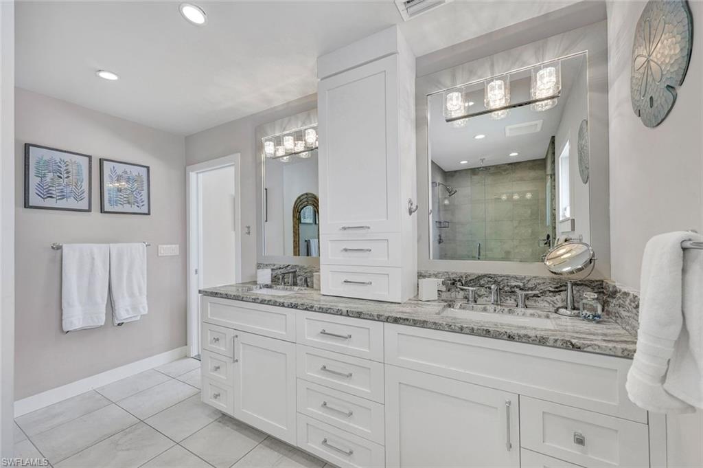 ROYAL HARBOR - Residential