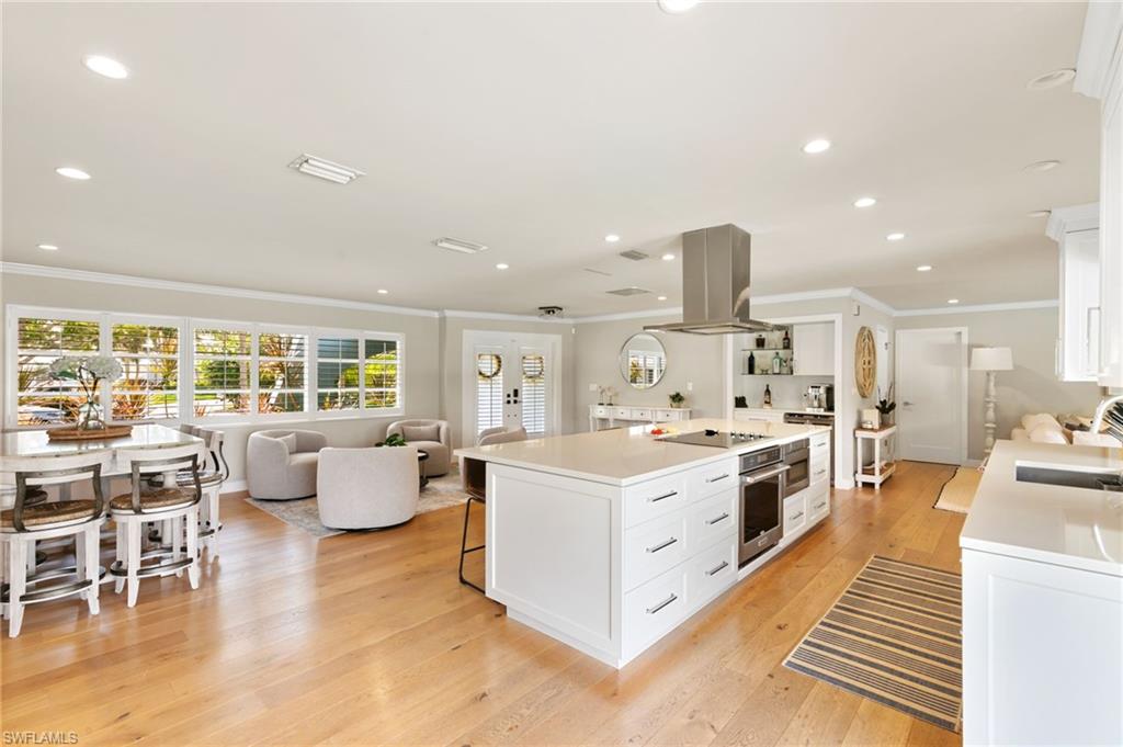 ROYAL HARBOR - Residential