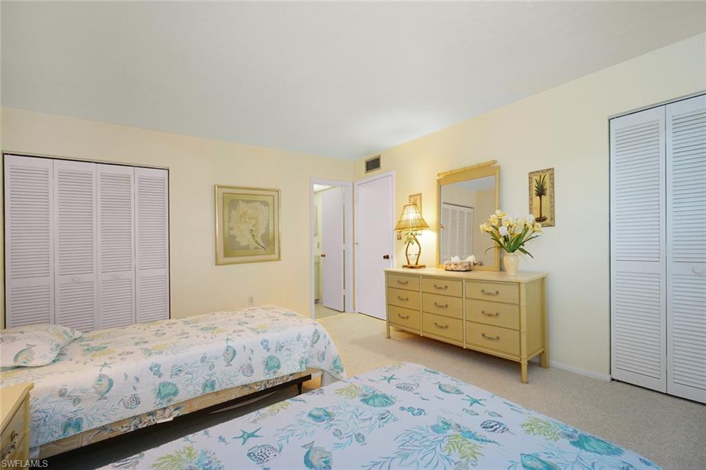 FOREST LAKES GOLF AND TENNIS CLUB - Residential