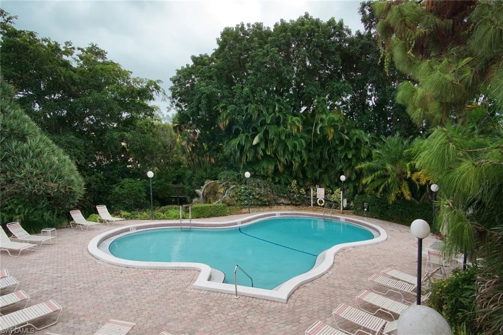 FOREST LAKES GOLF AND TENNIS CLUB - Residential