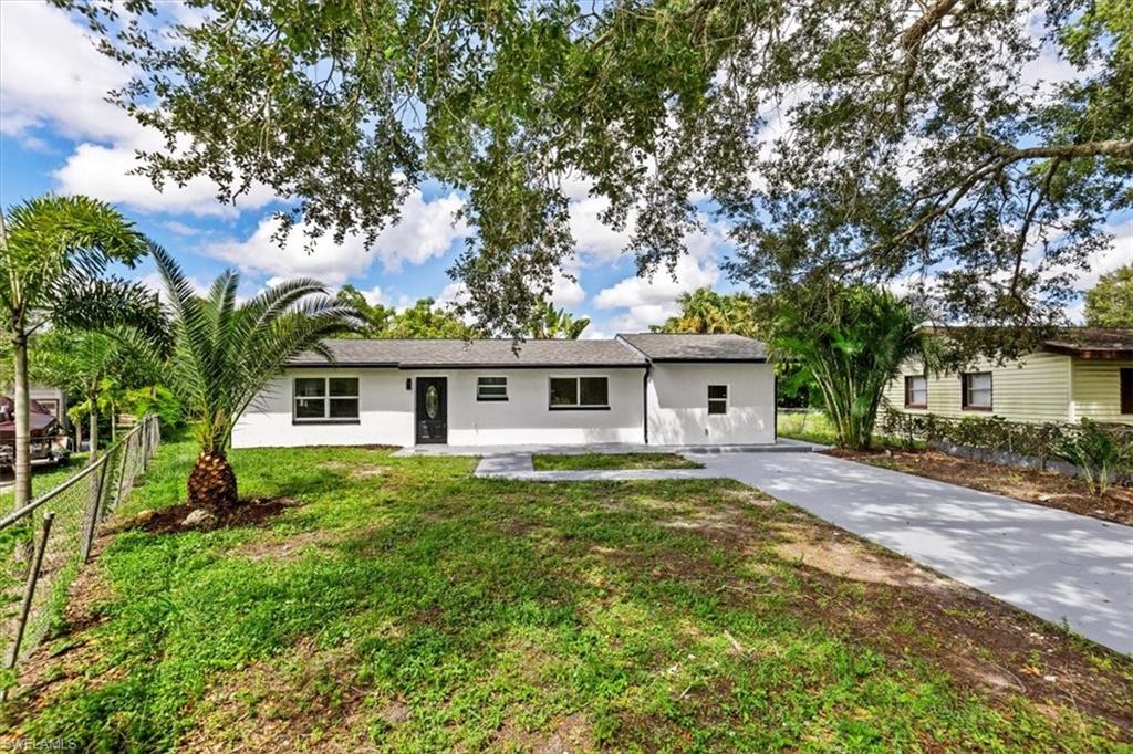 CHARLESTON PARK - Residential Lease