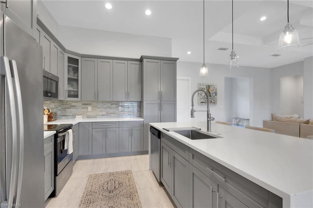 ACREAGE HEADER - Residential