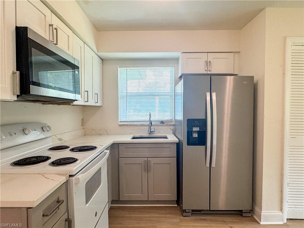 SUNRISE VILLAS - Residential Lease