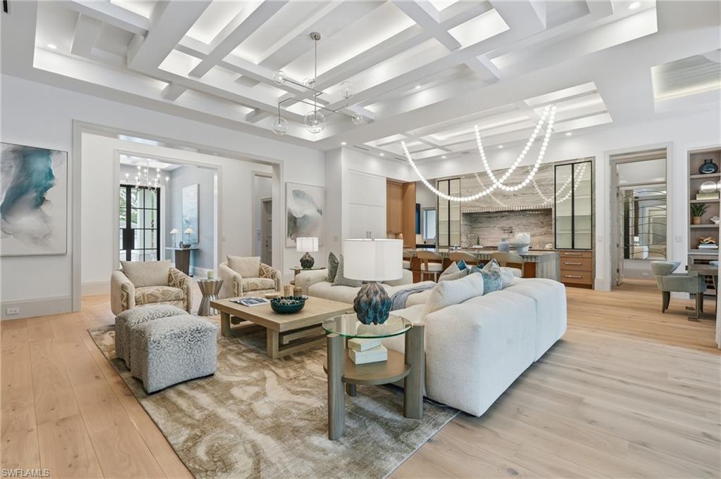 PARK SHORE - Residential