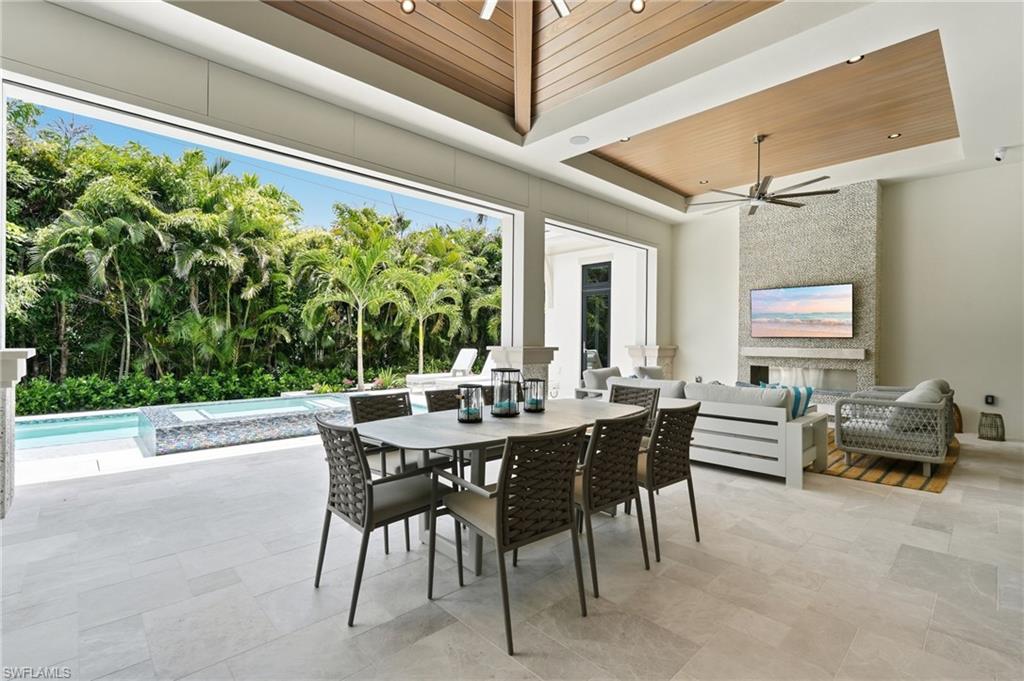 PARK SHORE - Residential