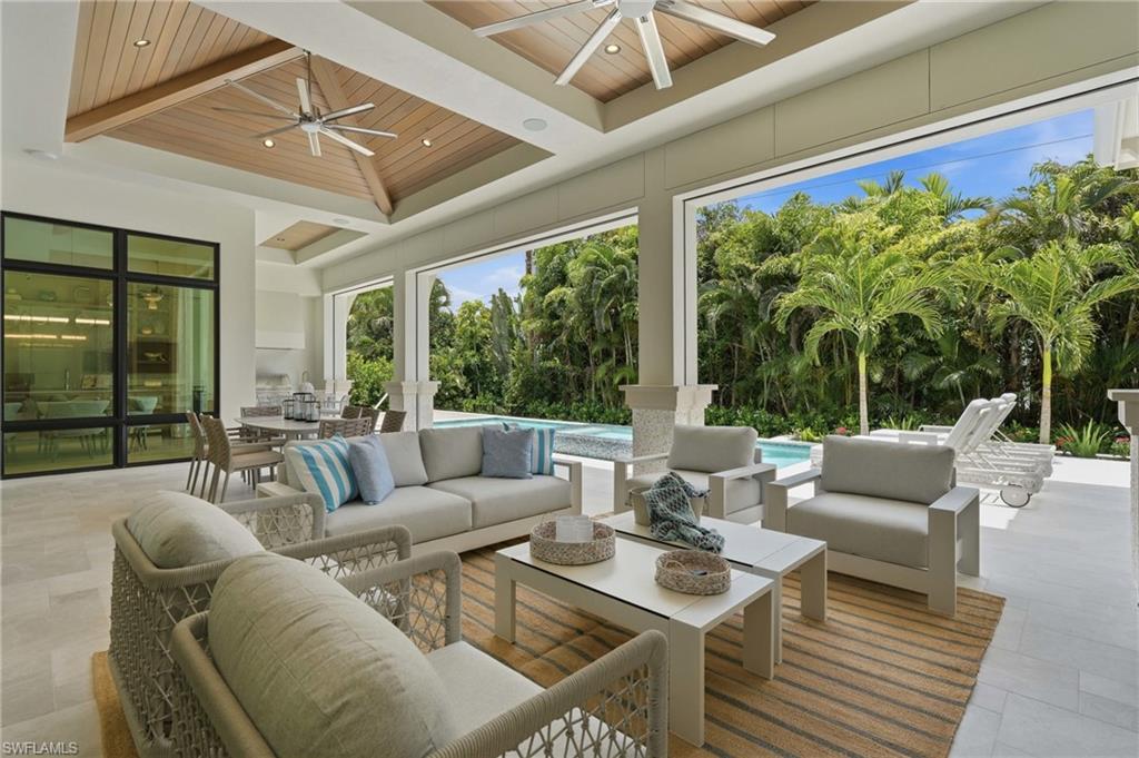 PARK SHORE - Residential