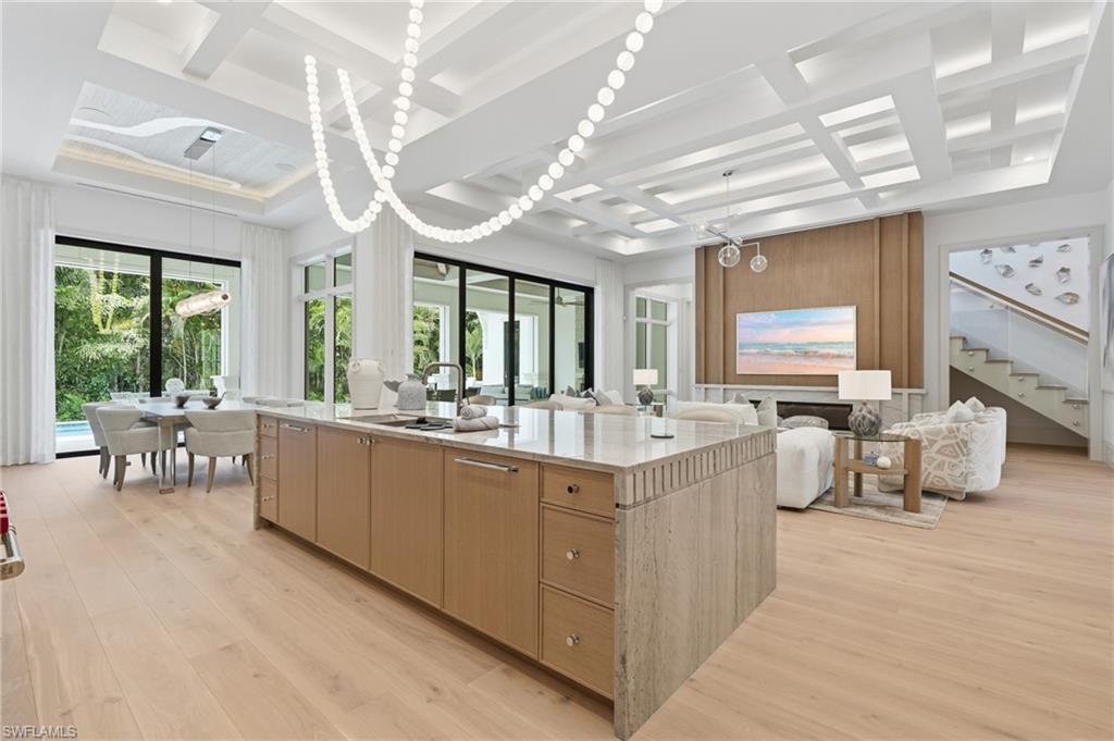 PARK SHORE - Residential