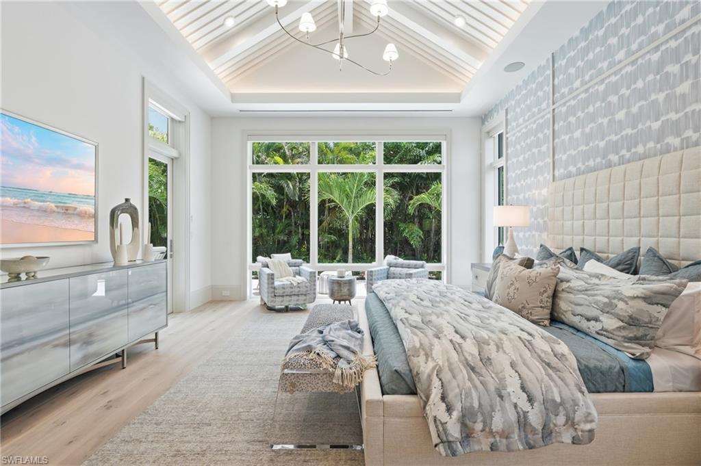 PARK SHORE - Residential