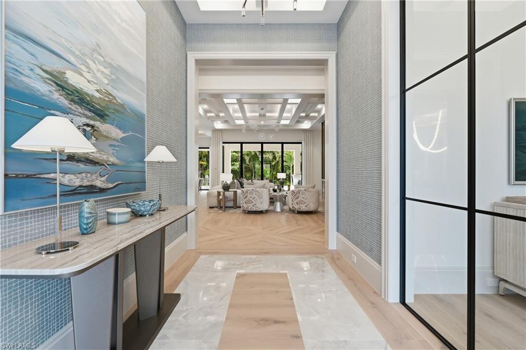 PARK SHORE - Residential