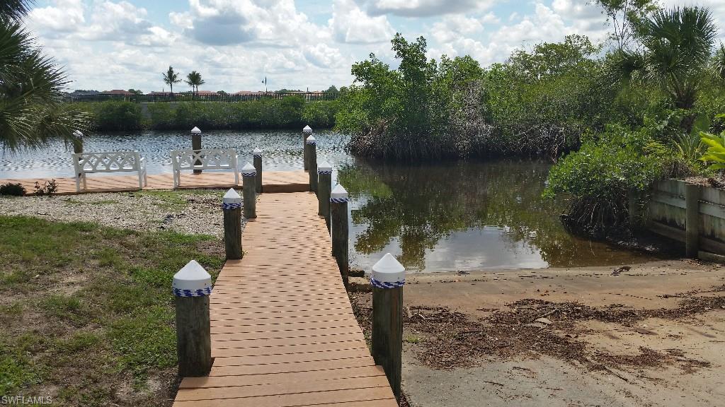 ISLAND PARK WOODS - Residential