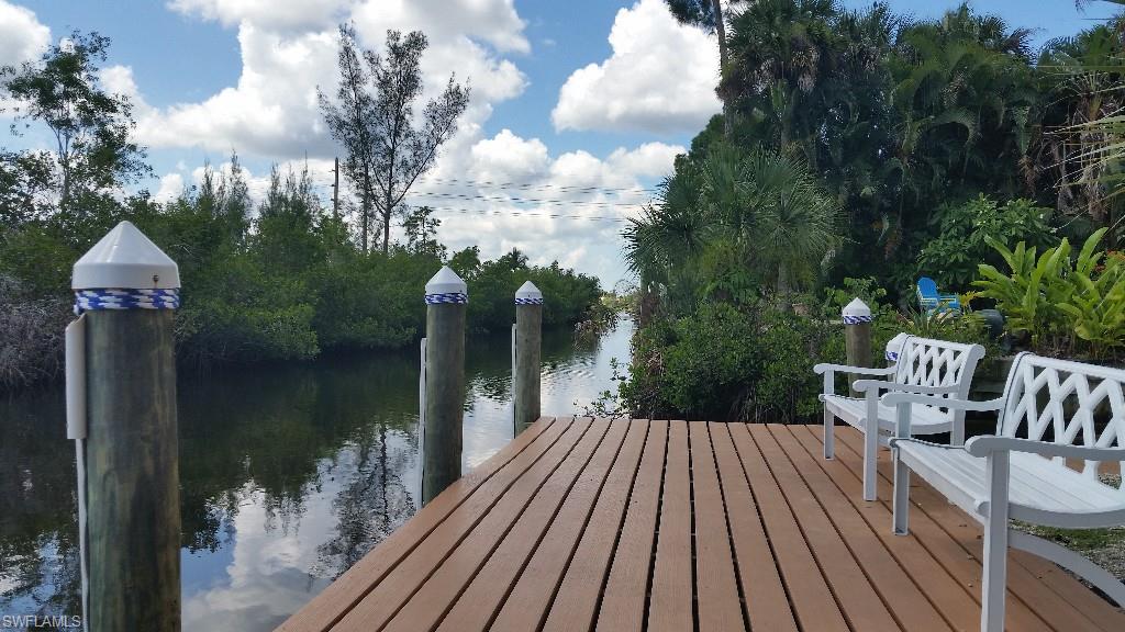 ISLAND PARK WOODS - Residential