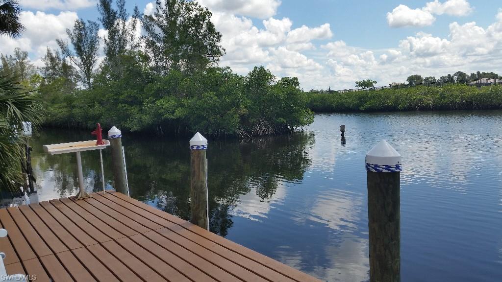 ISLAND PARK WOODS - Residential