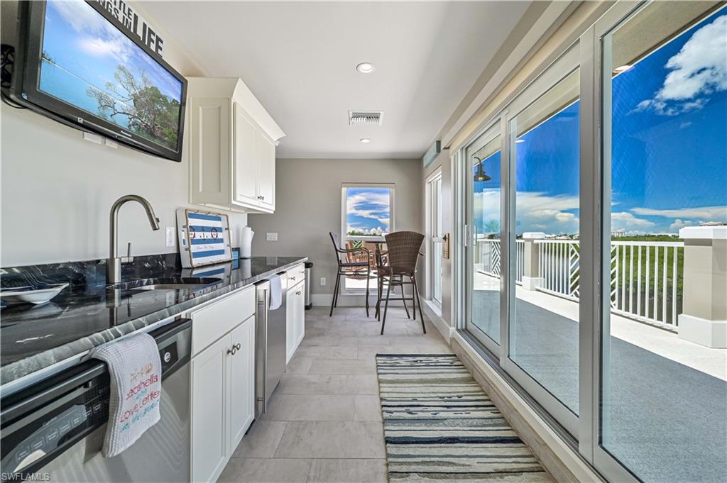 LITTLE HICKORY SHORES - Residential