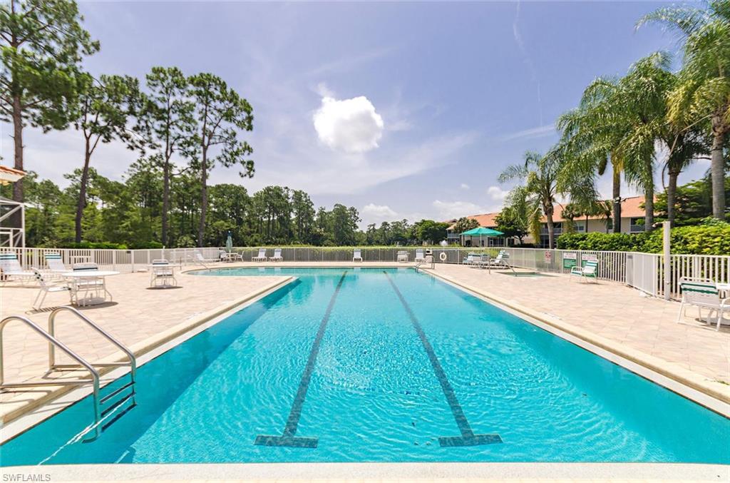 CARLTON LAKES - Residential