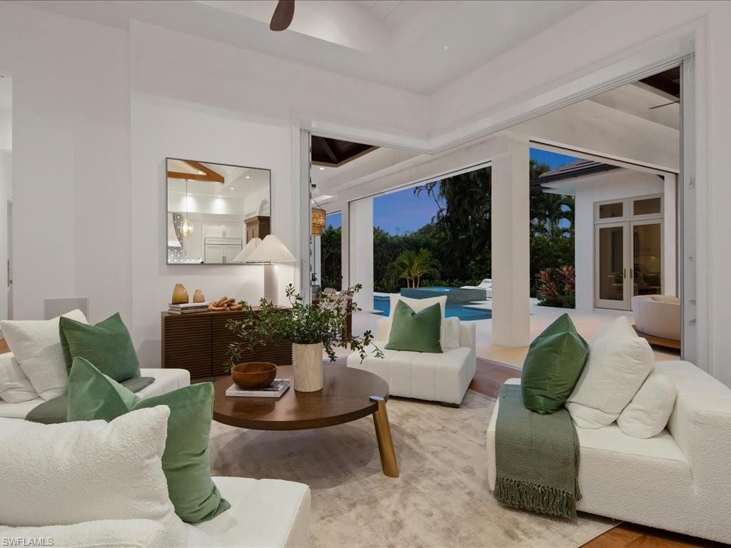 MOORINGS - Residential