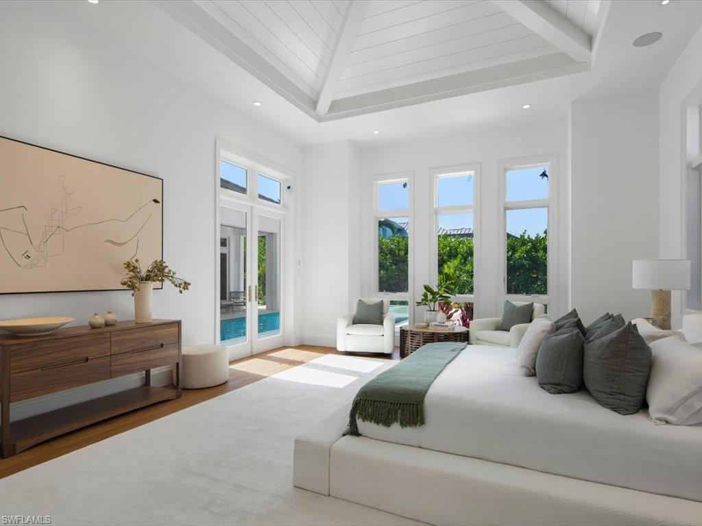 MOORINGS - Residential