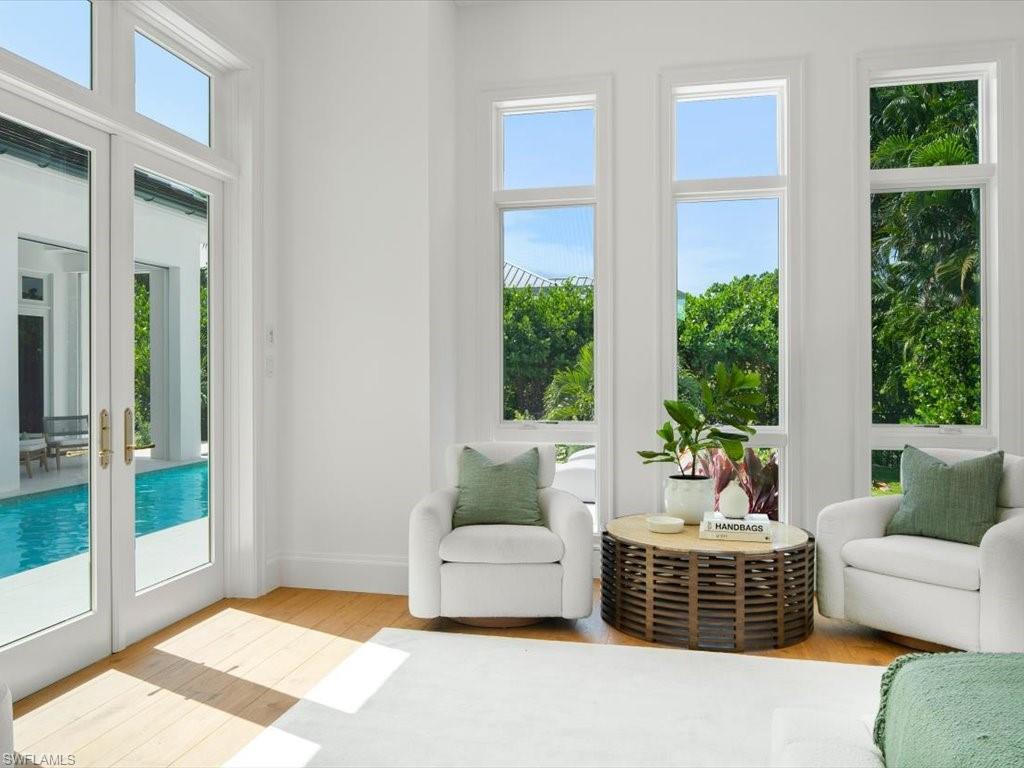 MOORINGS - Residential