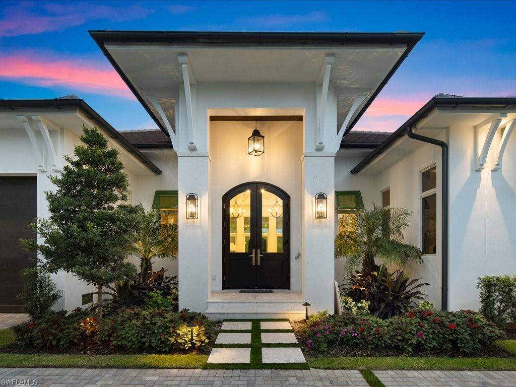 MOORINGS - Residential
