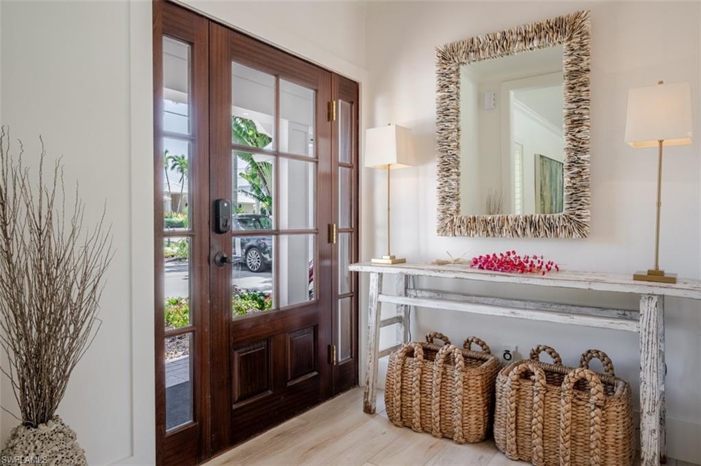 AQUALANE SHORES - Residential